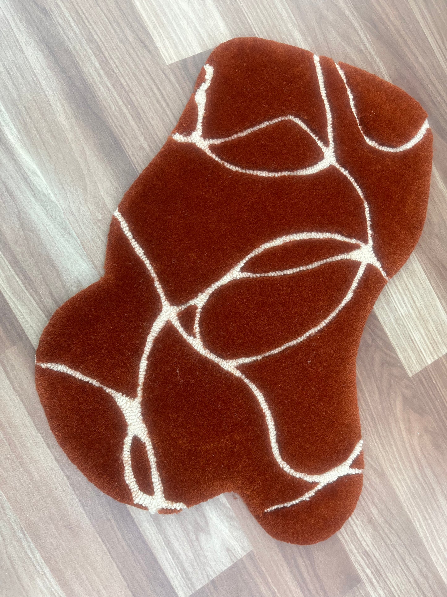 Hand Tufted Wool Shape Rug