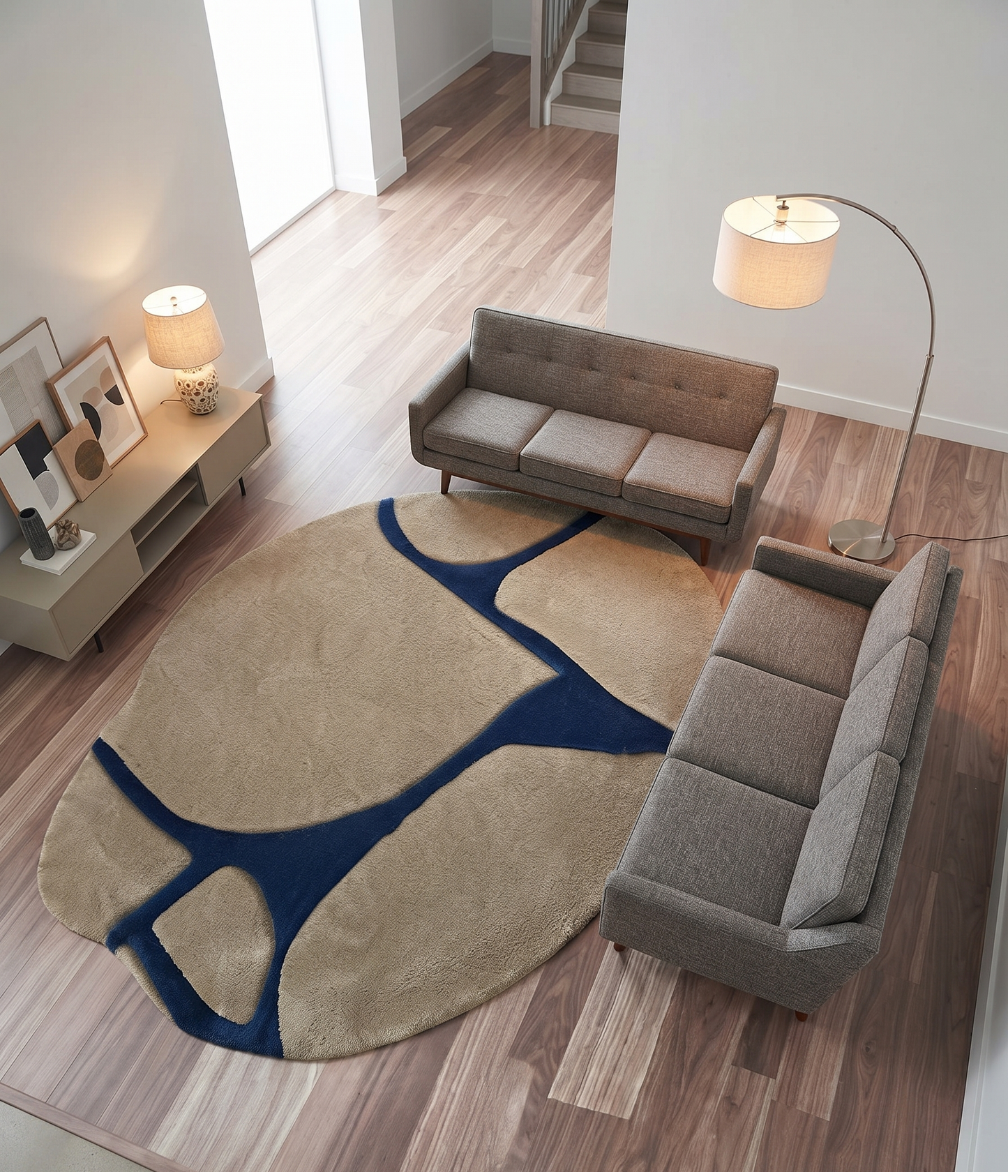 Hand Tufted Wool Shape Rug