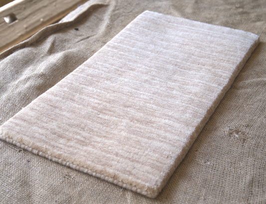 Hand Loom knotted-Surface-Wool