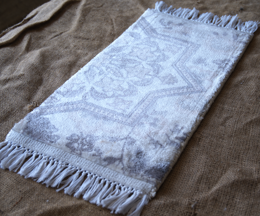 Hand Loom knotted- Surface-viscose