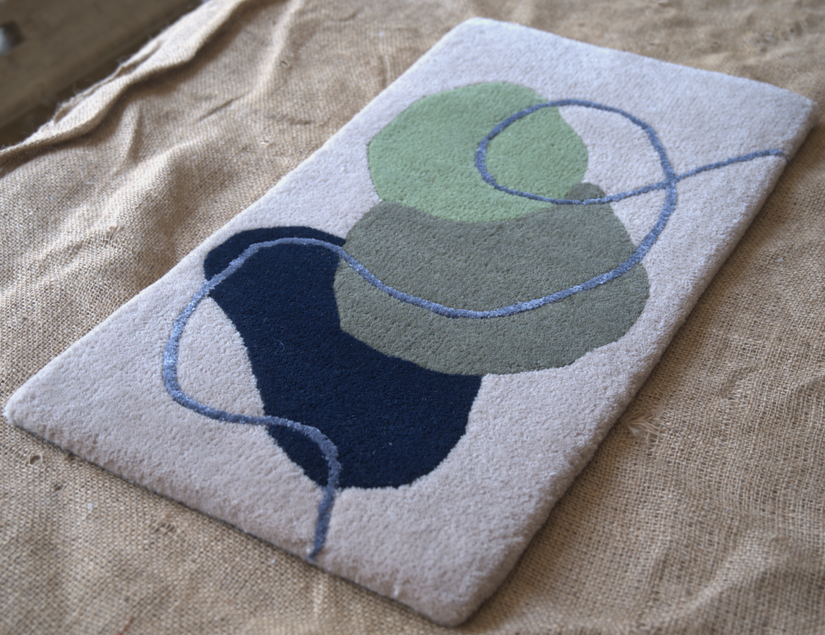 Hand Tufted-Surface-Wool & Viscose