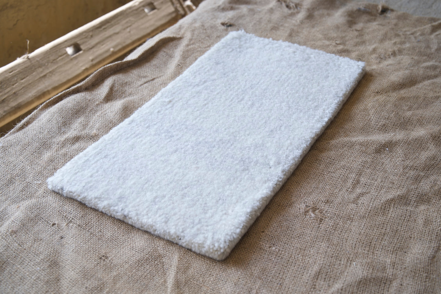 Hand knotted Surface Mohaire