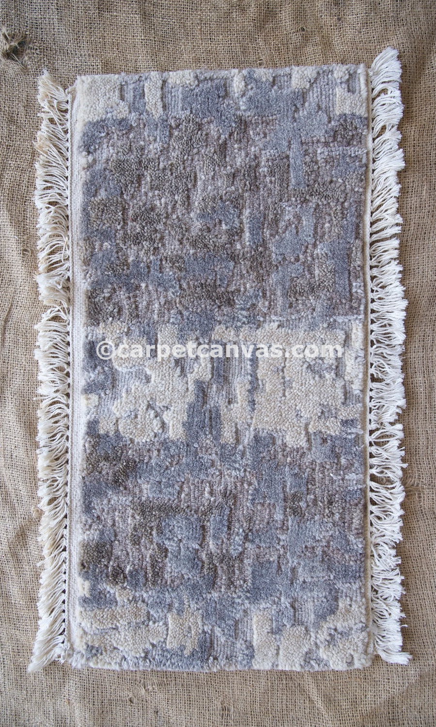Hand knotted Surface Wool